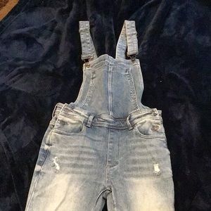 Pink Lily overalls 👖